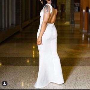 PRETTY LITTLE THINGS maxi dress!